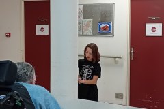 Des-fleurs-a-lEHPAD-3